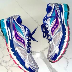 Saucony Guide 8 Waking Shoe